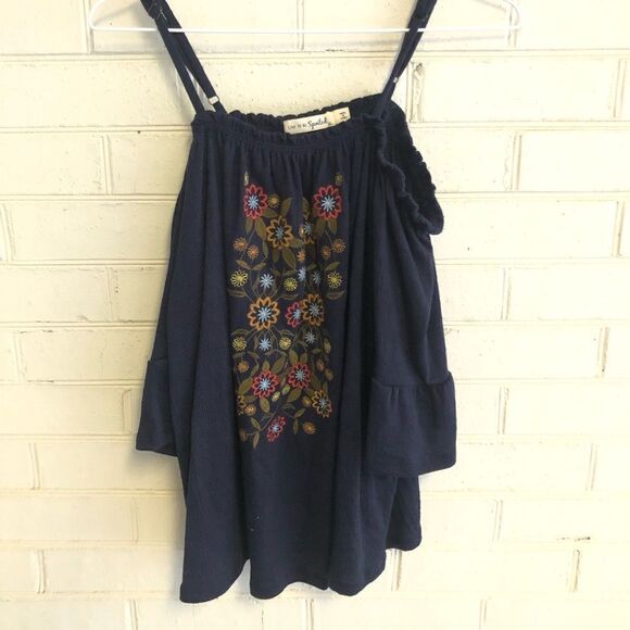 Live to be spoiled blue tank with embroidered front size XL - Picture 2 of 6